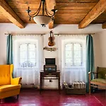 Domcok Na Slnecnom Kopci Holiday home Banska Stiavnica