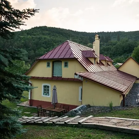 Holiday home Domcok Na Slnecnom Kopci *