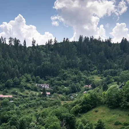 Domcok Na Slnecnom Kopci