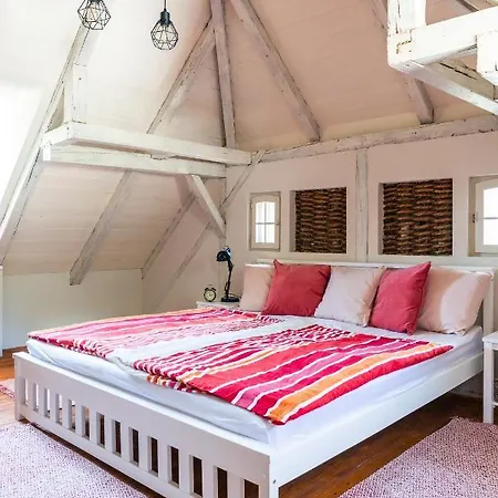 Holiday home Domcok Na Slnecnom Kopci Banska Stiavnica