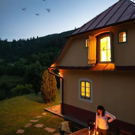 Domcok Na Slnecnom Kopci *