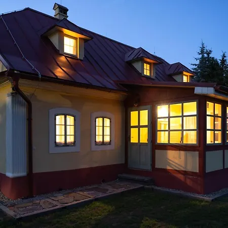 Domcok Na Slnecnom Kopci